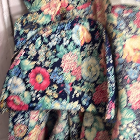 Vintage Conversation Pieces Floral Long Sleeve Ruffle Bodice Button Down Top - Picture 9 of 9